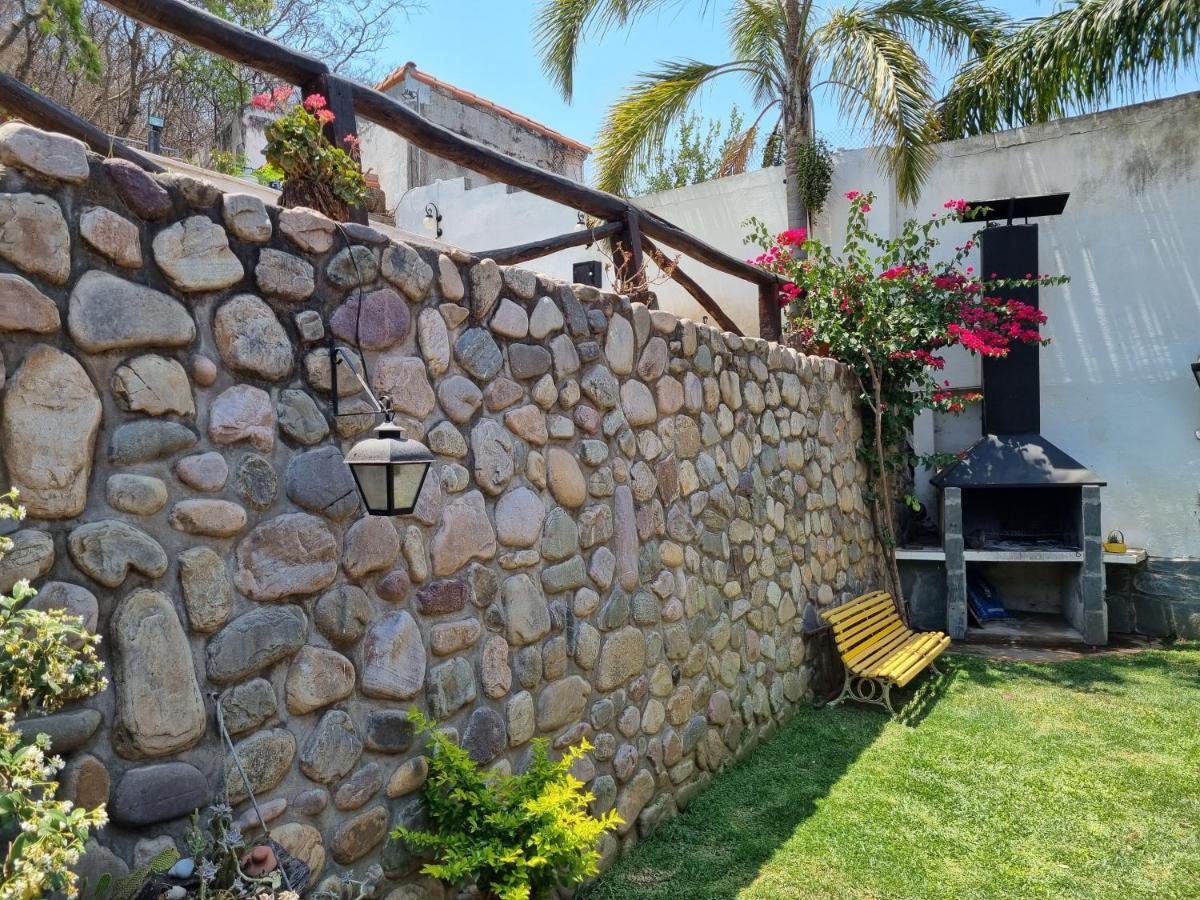 Hostal Las Rosas Salta Ngoại thất bức ảnh
