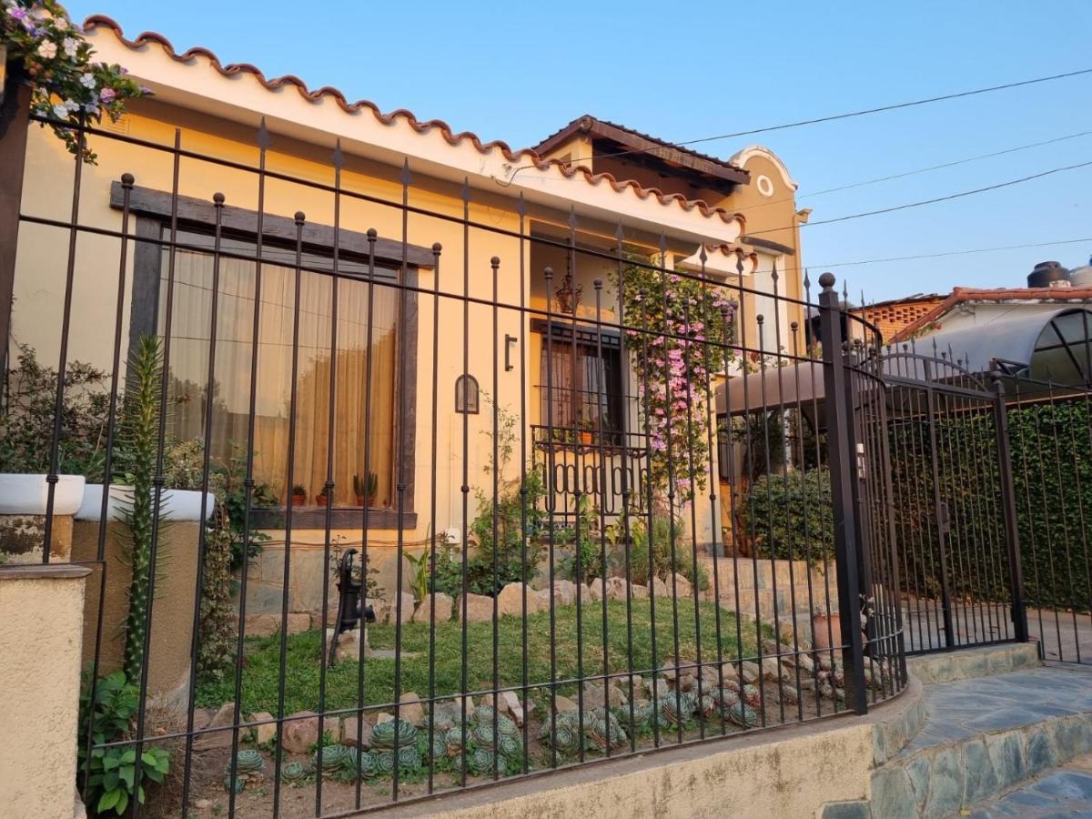 Hostal Las Rosas Salta Ngoại thất bức ảnh