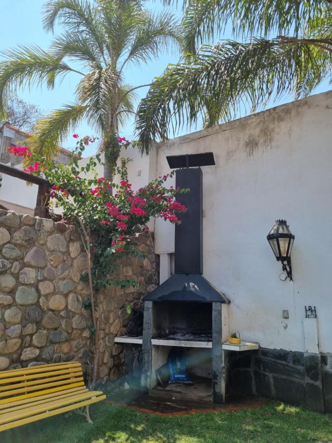 Hostal Las Rosas Salta Ngoại thất bức ảnh
