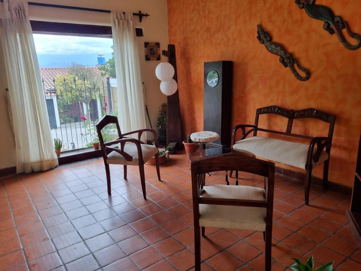 Hostal Las Rosas Salta Ngoại thất bức ảnh