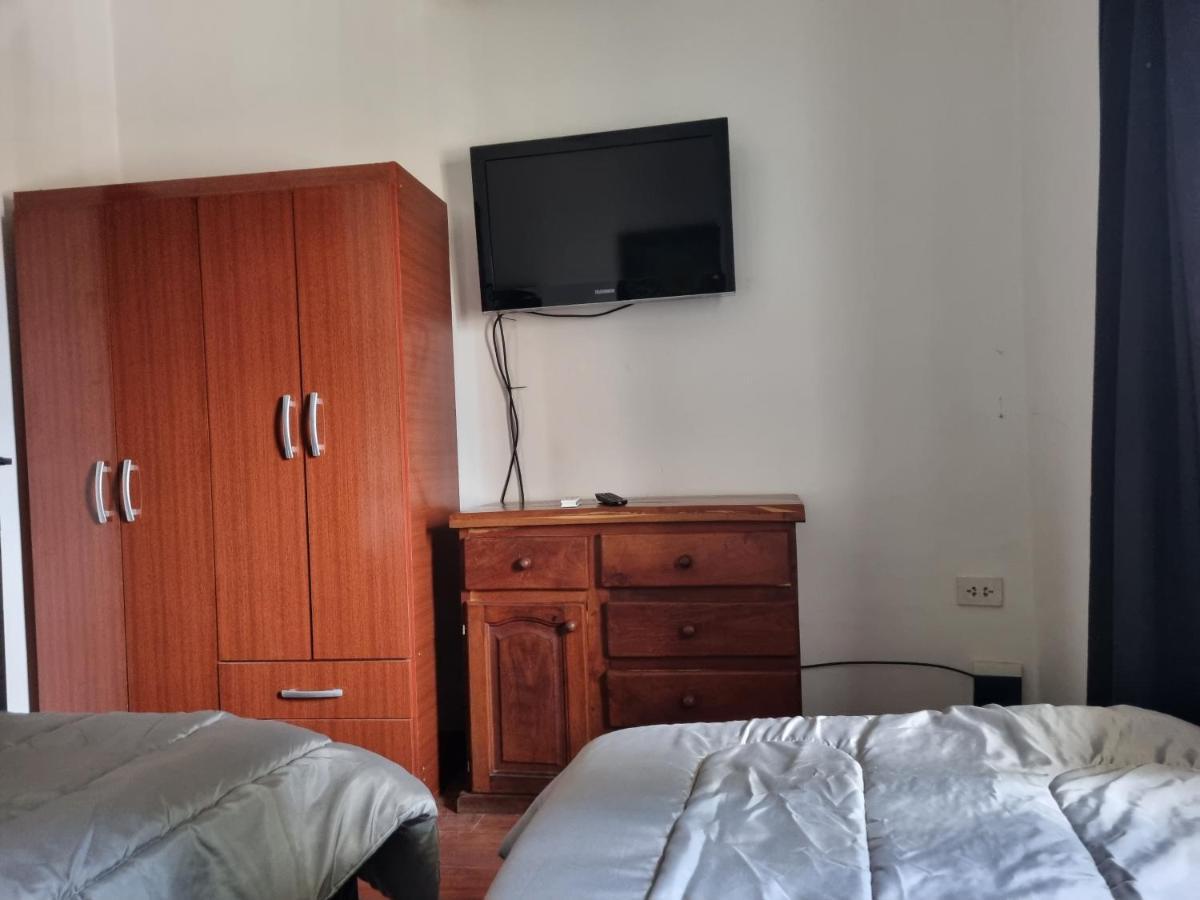 Hostal Las Rosas Salta Ngoại thất bức ảnh