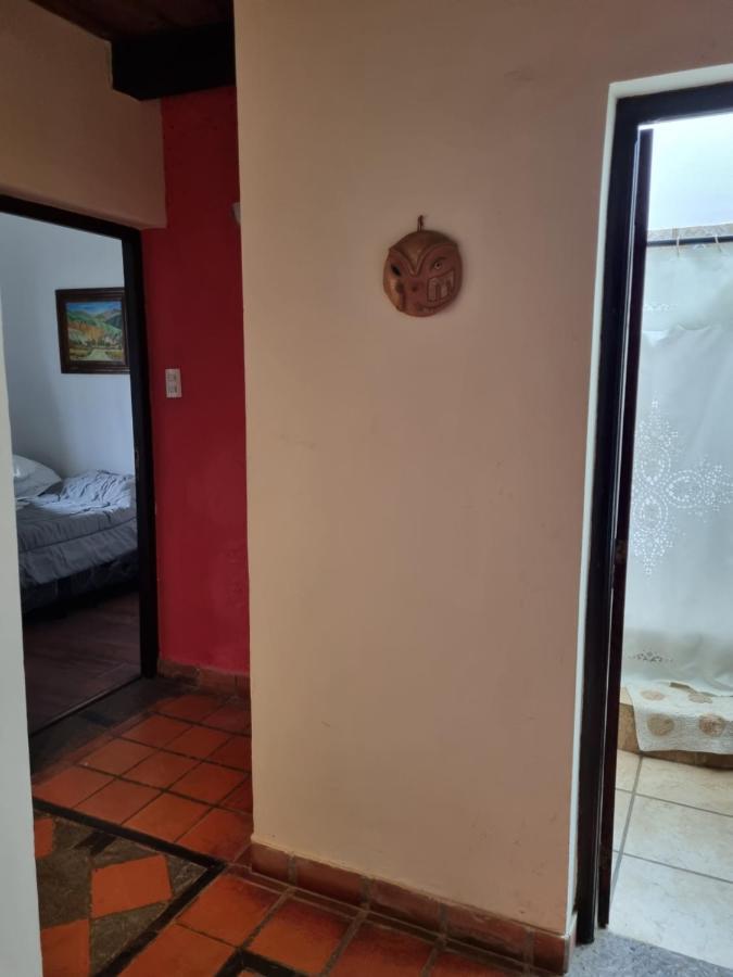 Hostal Las Rosas Salta Ngoại thất bức ảnh